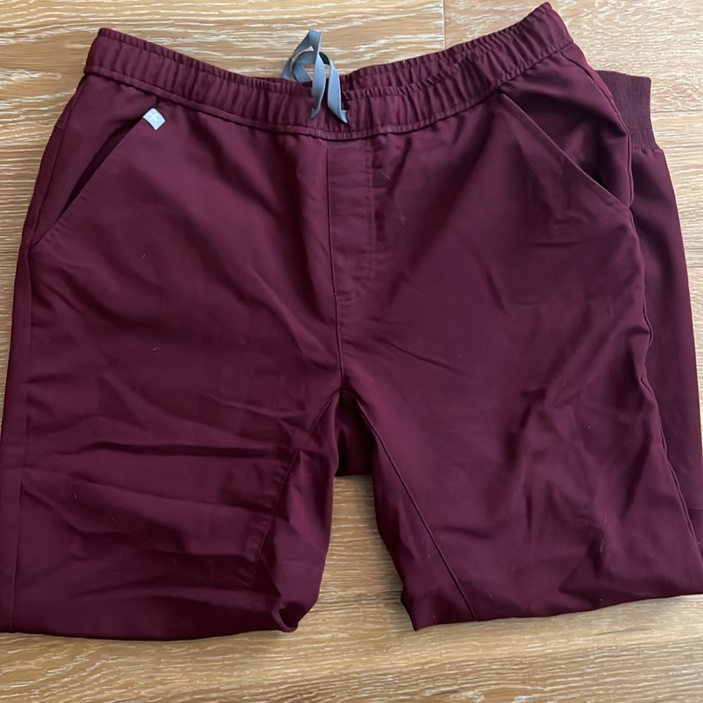 Figs scrubs Tansen jogger like new